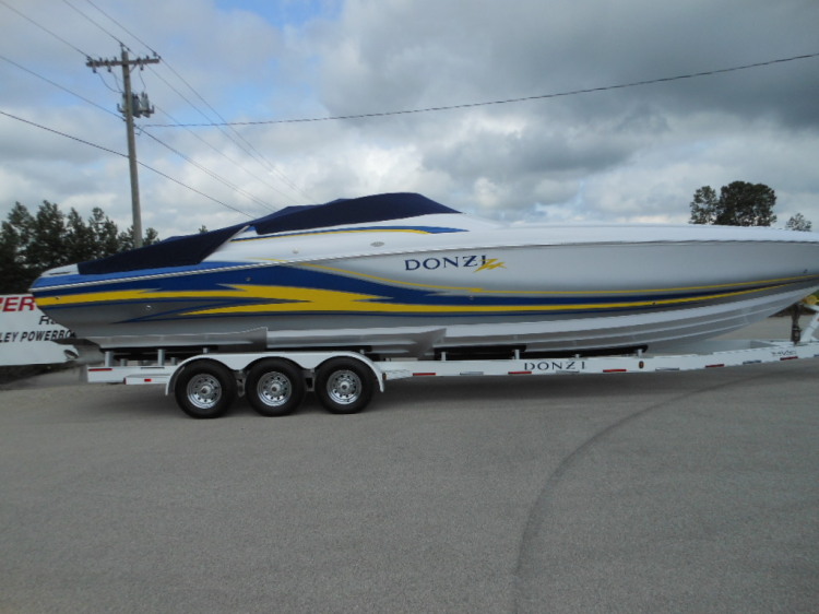 2008 - Donzi Marine - 38 ZX for Sale in 