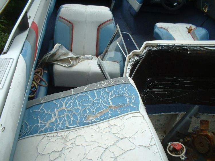 1987 Bayliner Capri Seat Covers – Velcromag