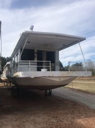 70-foot-houseboat-for-sale