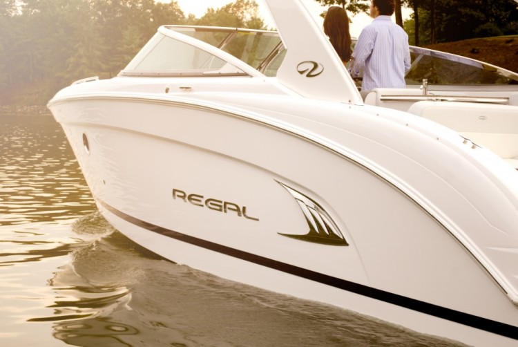 Research 2016 - Regal Boats - 3200 on iboats.com