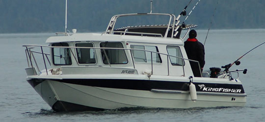 Research the new 2016  Kingfisher Boats Pilot House Boats 