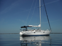 34-catalina-turnkey-cruiser-ready-to-sail-away boat image