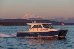 2015 - Aspen Power Catamarans - C100 Escape