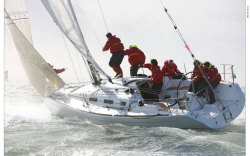 2010 - Beneteau Sailboats - First 10R