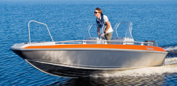 2015  - Buster Boats - L