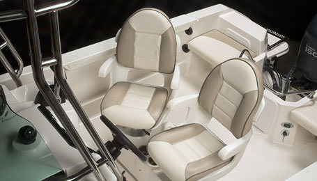 Research Campion Boats 582 CC Center Console Boat on iboats.com