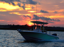 2015 - Crevalle Boats - 25 Bay