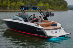 2022 - Cobalt Boats - R8