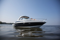 2017 - Crownline Boats - 350 SY