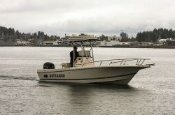 2019 - Defiance Boats - Commander 220 NT