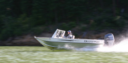 2010 - Duckworth Boats - 19-6 Advantage Classic Outboard