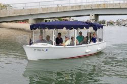 2016 - Duffy Electric Boats - 18 Snug Harbor