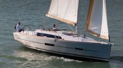 2018 - Dufour Yachts - Grand Large 382