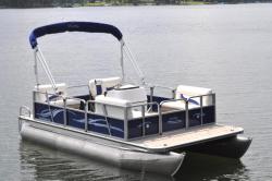 2015 - Encore Boat Builders - 180 Li-l Bentley FishCruise