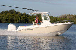 2015 - Everglades Boats - 230CC