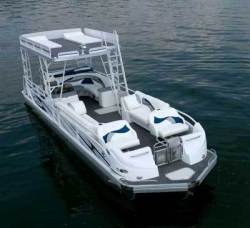 2011 - JC Pontoon Boats - TriToon Classic 306 IO
