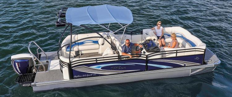 l_2017-jc-tritoon-marine-sunlounger-25tt-sport-pontoon-boat-lifestyle