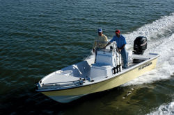 Kenner Boats 21VX Tunnel Bay Boat
