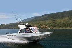 2017 - Kingfisher Boats - 2025 Discovery HHT