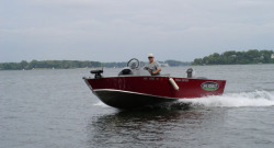 2015 - Lake Assault Boats - 17- Fishing