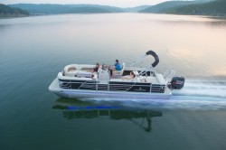 2014 - Landau Boats - 2500 Signature Cruise