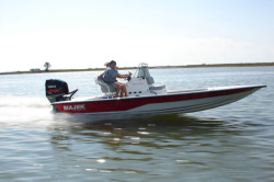2015 - Majek Boats - 2200 Xtreme