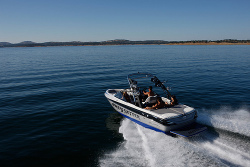 2010 - Malibu Boats CA - Wakesetter 20 VTX