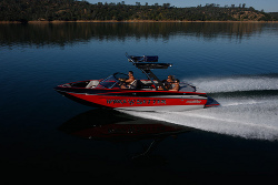 2010 - Malibu Boats CA - Wakesetter 22 VLX