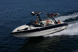 2011 - Malibu Boats CA - Wakesetter VTX