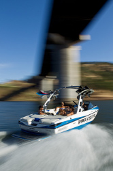 2011 - Malibu Boats CA - Wakesetter VLX