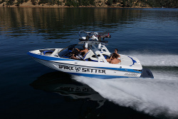 2013 - Malibu Boats CA - Wakesetter 23 LSV