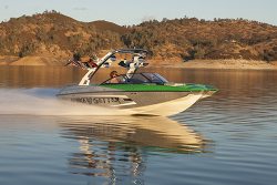 2014 - Malibu Boats CA - Wakesetter 20 MXZ