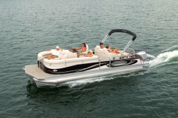 2011 - Manitou Boats - 25 Legacy SES