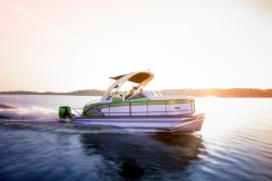 2018 - Manitou Boats - X-Plode 23 SRW Dual Engine