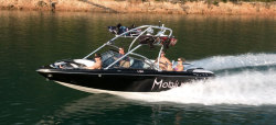 2010 - Moomba Boats - Mobius LSV