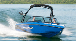 2013 - Moomba Boats - Outback