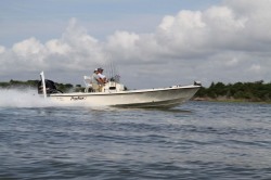 2015 - Parker Boats - 2300 T Big Bay