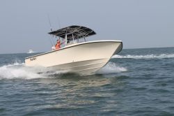 2012 - Parker Boats - 2300 Center Console