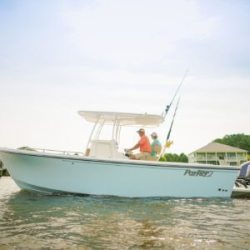 2018 - Parker Boats - 2501 Center Console