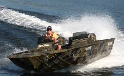 2010 - Seaark Boats - Predator 200FX