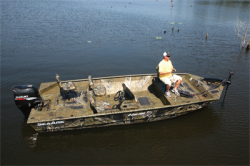 2012 - Seaark Boats - V-Cat 200 SC