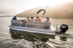 Research 2018 - Sun Tracker - Fishin- Barge 22 DLX on iboats.com