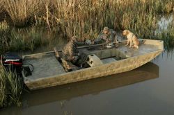 Tracker Boats Grizzly 1860 SC Blind Duck Hunting and Duck Boat