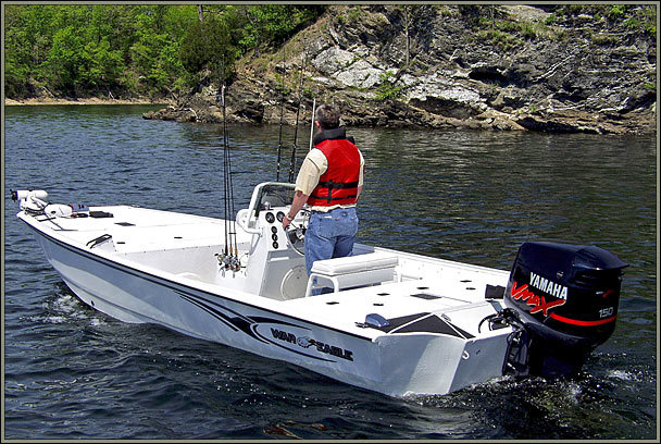 Research War Eagle Boats 21T CC Center Console Boat on iboats.com