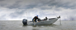 2013 - Xpress Boats - DVX165