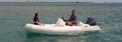 2013 - Zodiac Boats - Yachtline 420DL
