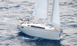 2014 - Bavaria Yachts - 33 Cruiser