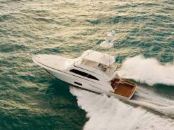 2010 - Bertram Yacht - 700