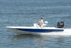 2016 - Blue Wave Boats - 2200 STL