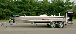 2013 - Bullet Boats - 21XRD Coastal Bass